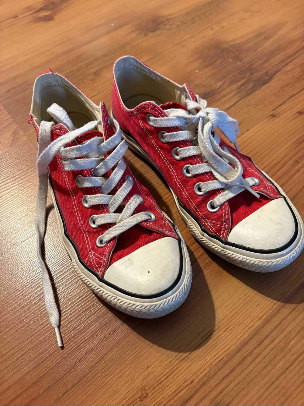 Converse Chuck Taylor All Star Low Top Red Sneakers